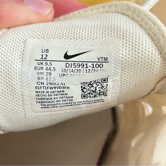 Women’s Size 12 Nike Air Max 270 in “Coconut Milk” - Picture 4 of 6